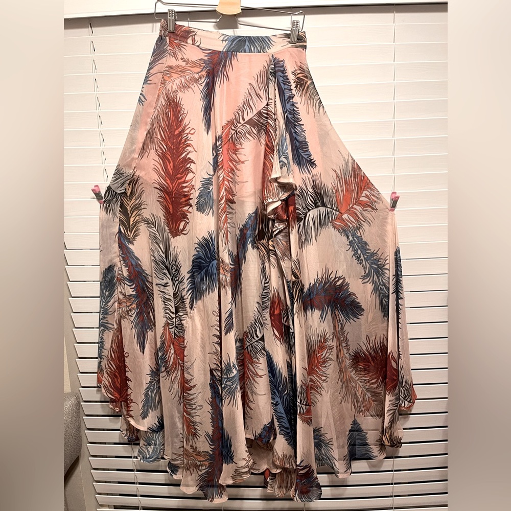 L, MAAC London, blush feather, ultra flowly Maxi Skirt